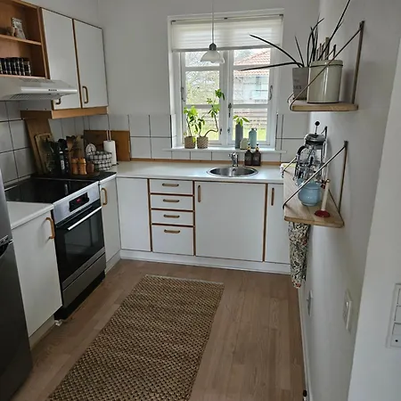 Lejlighed B Med Dejlig Privat Gardhave Pa Thuro Kaeledyr Er Ikke Gratis Og Skal Tilfojes Svendborg Exterior photo